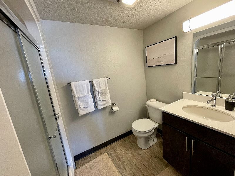 1-Bedroom $1,295