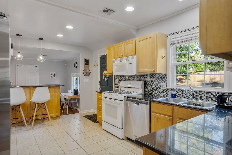 Furnished Finder property 461197_1 photo 5