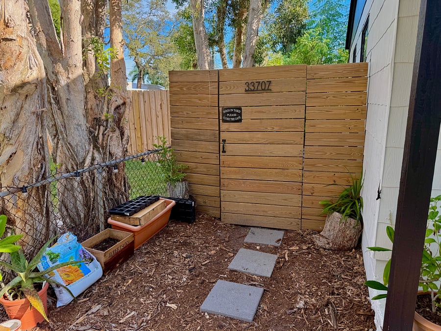 Private side entrance to cottage
