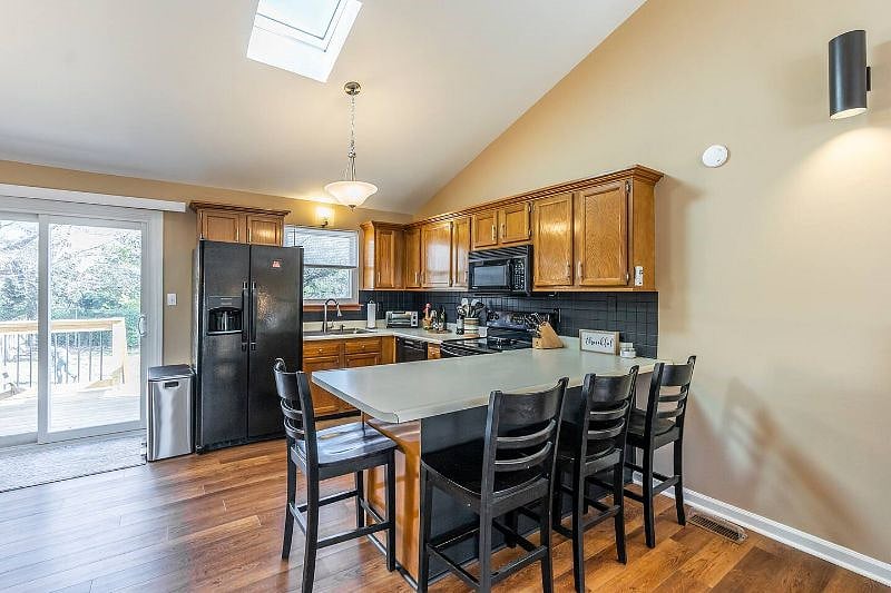 Furnished Finder property 461281_1 photo 8