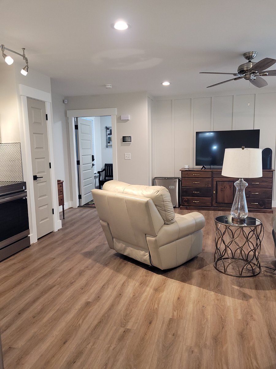 Furnished Finder property 461299_1 photo 7