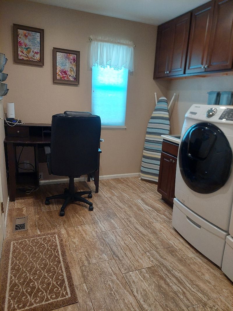 Furnished Finder property 461323_1 photo 17