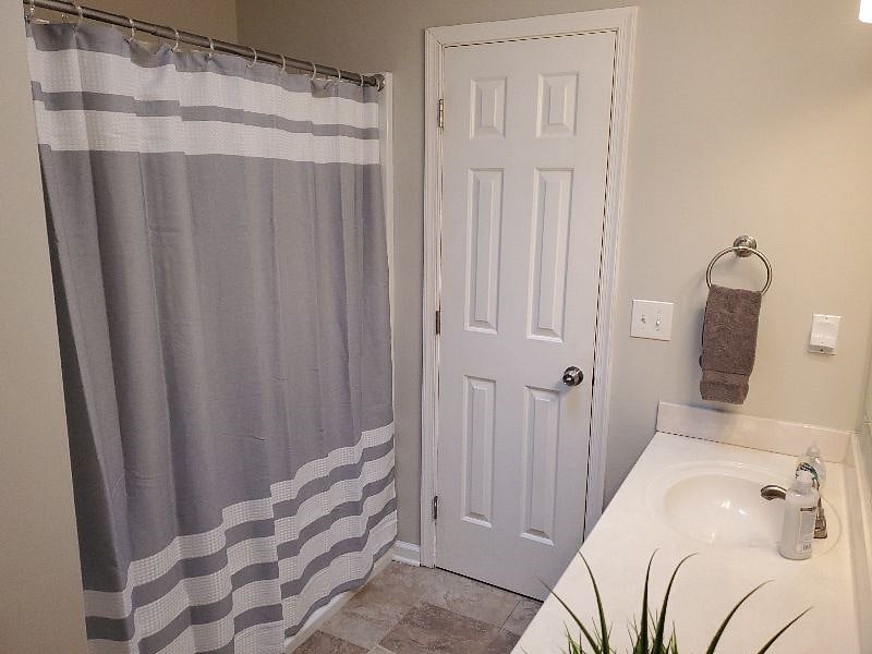 Furnished Finder property 461387_1 photo 6