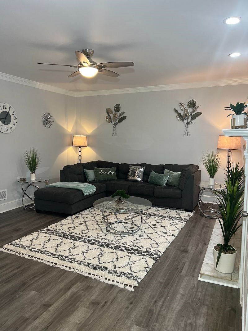Furnished Finder property 461461_1 photo 2