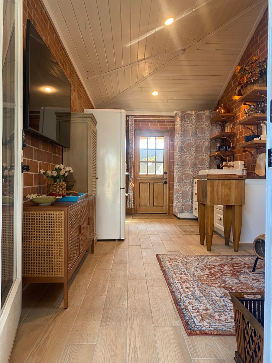 Welcome home. View upon entering the studio.