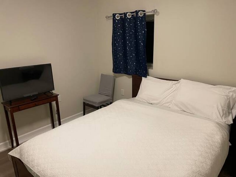 Furnished Finder property 461570_3 photo 16