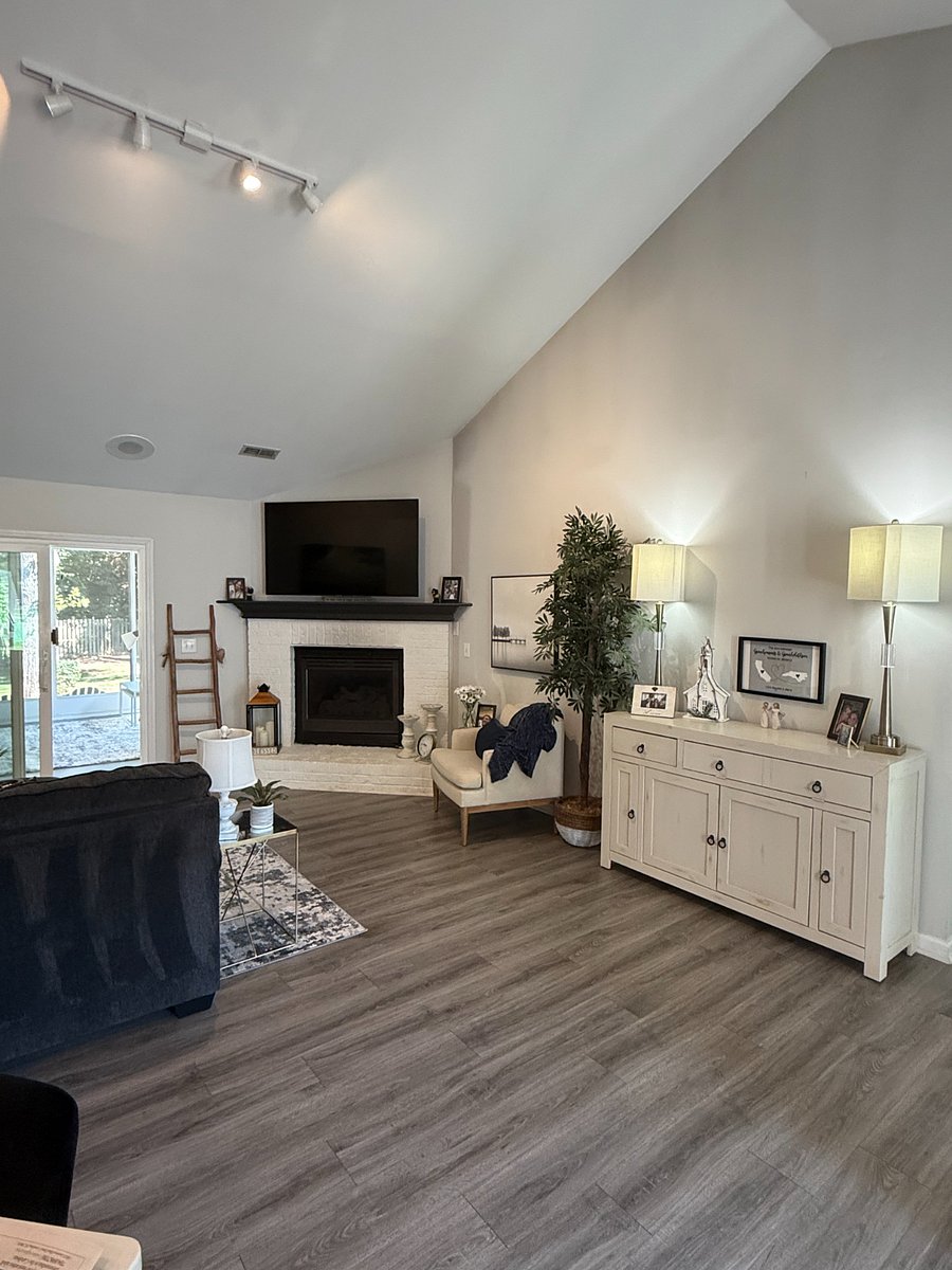 Furnished Finder property 461596_1 photo 3