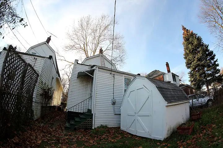 The rental has a fully enclosed backyard.