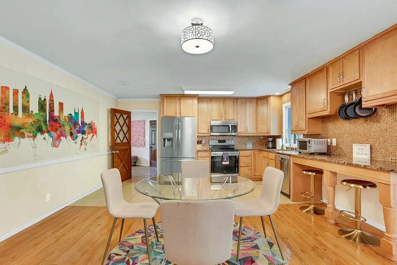 Furnished Finder property 461616_1 photo 15