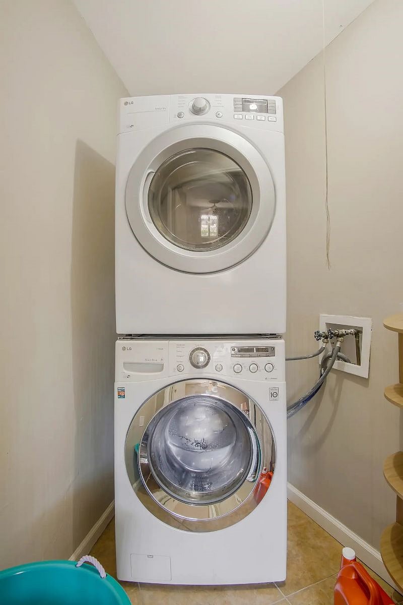 Furnished Finder property 461616_1 photo 25