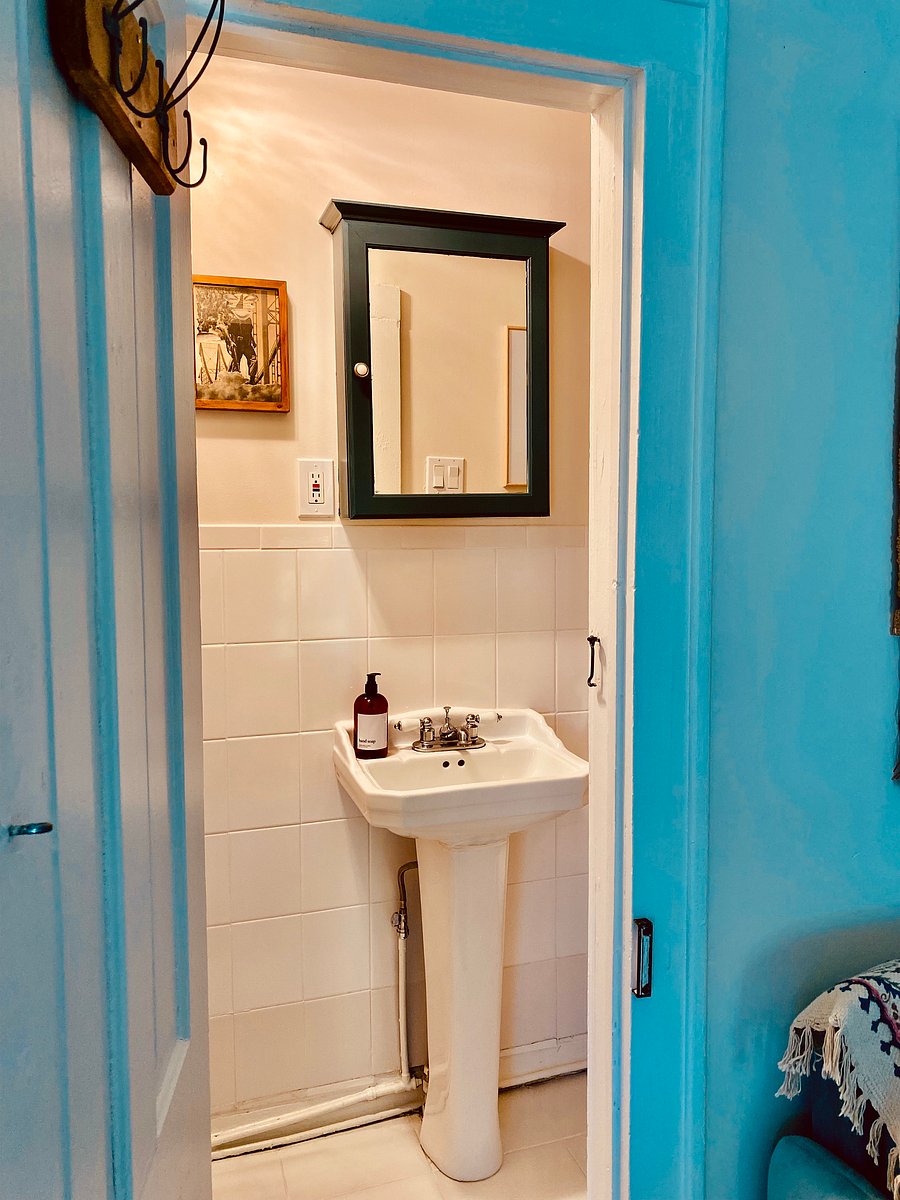 Furnished Finder property 461779_3 photo 10