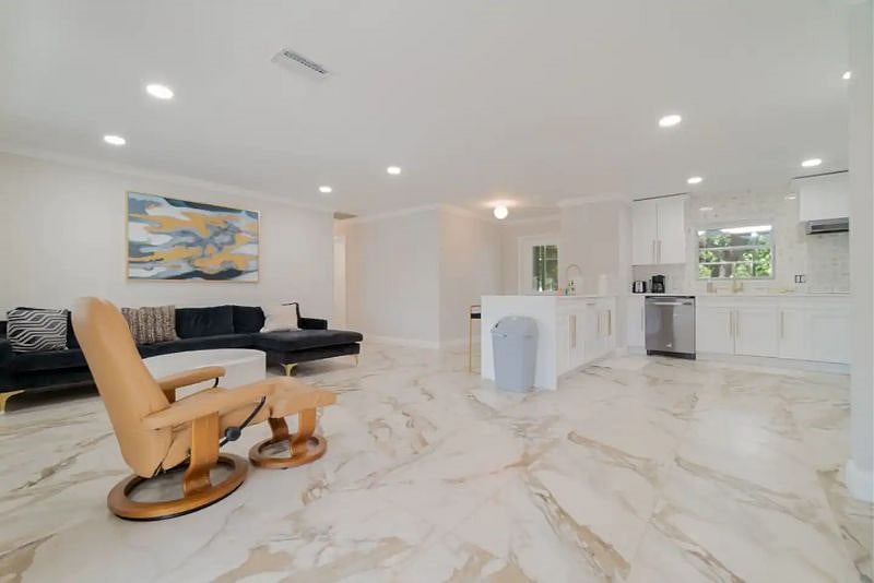 Furnished Finder property 461790_1 photo 3
