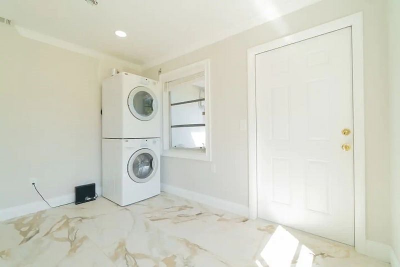 Furnished Finder property 461790_1 photo 17
