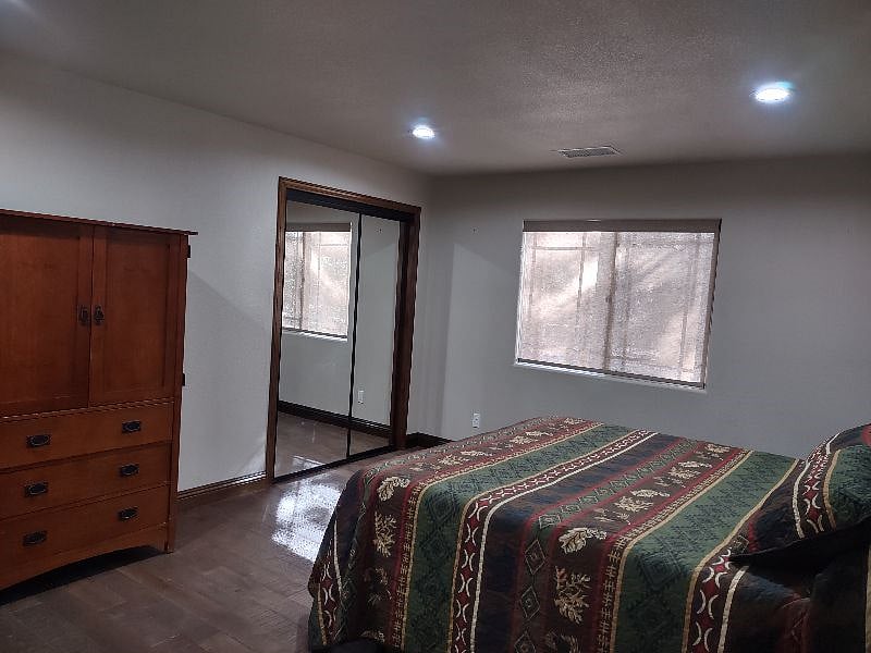 Furnished Finder property 461806_1 photo 2