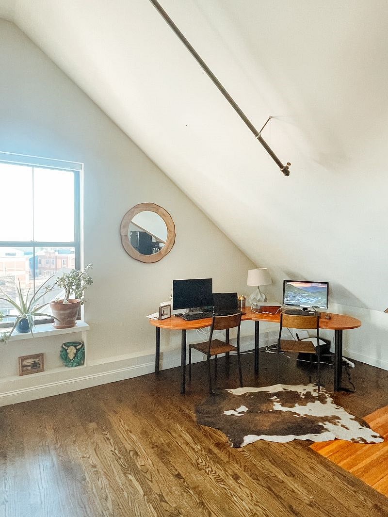 Office/Workspace
