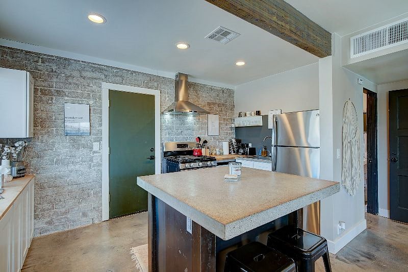 Furnished Finder property 461890_1 photo 11