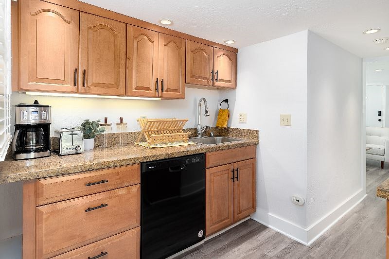 Furnished Finder property 461951_1 photo 17