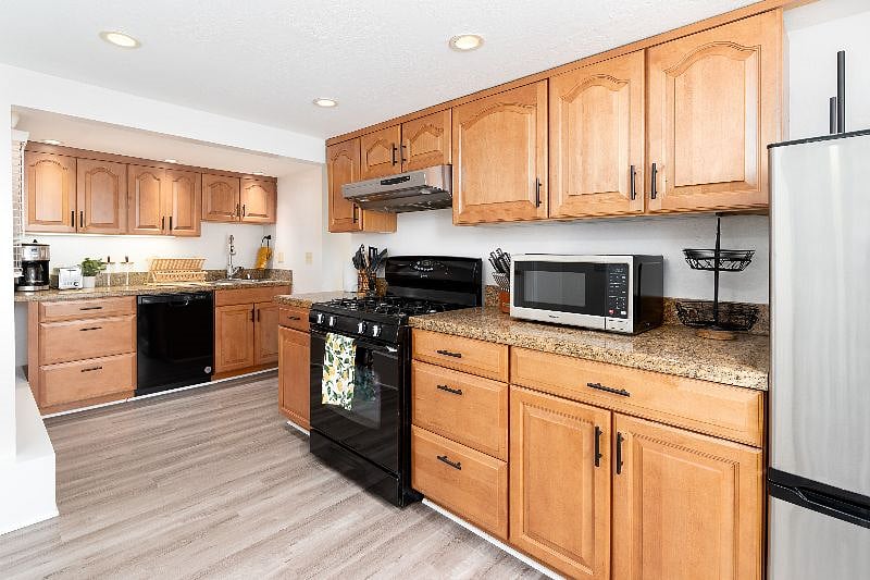 Furnished Finder property 461951_1 photo 20