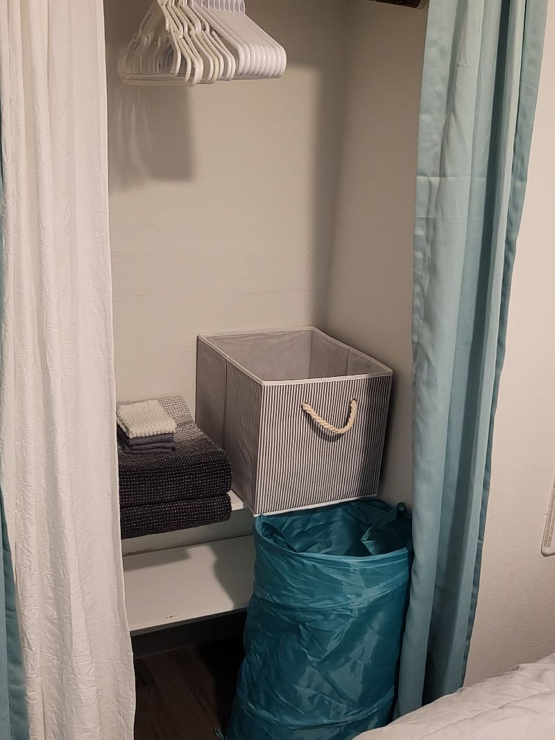 Collapsible hamper.