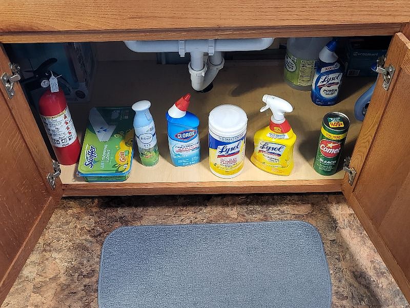 Cleaning supplies.