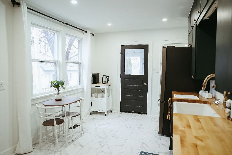 Furnished Finder property 462038_1 photo 13
