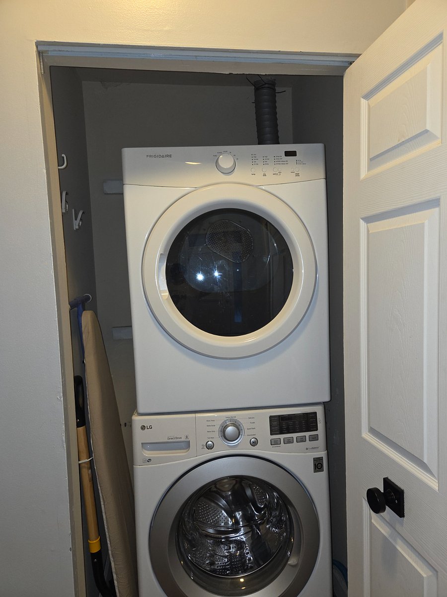 Furnished Finder property 462059_2 photo 24