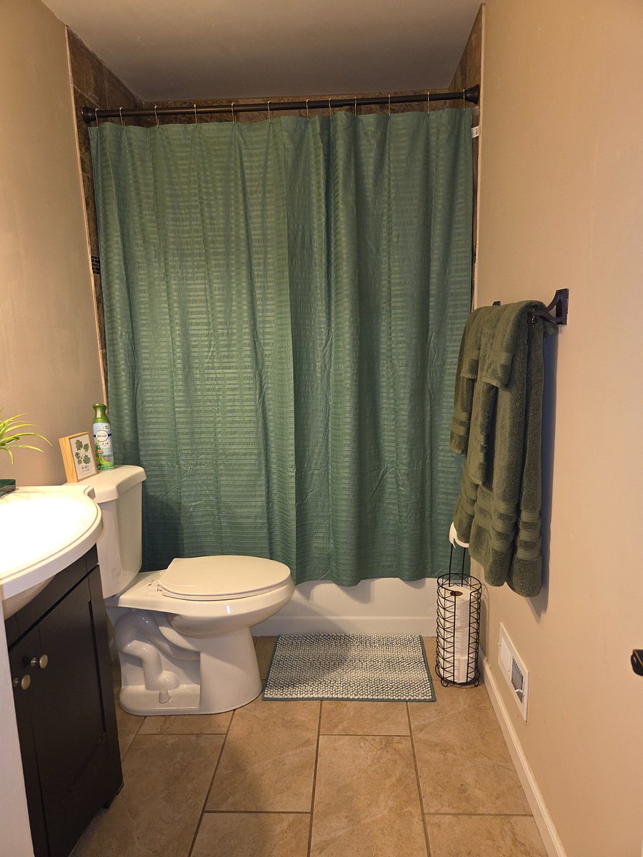 Furnished Finder property 462059_2 photo 27
