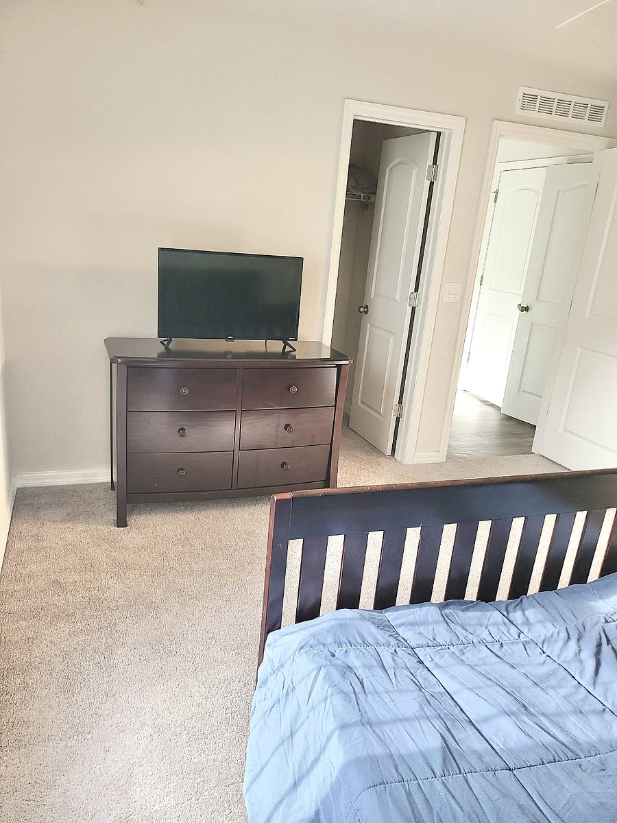 Furnished Finder property 462194_1 photo 10
