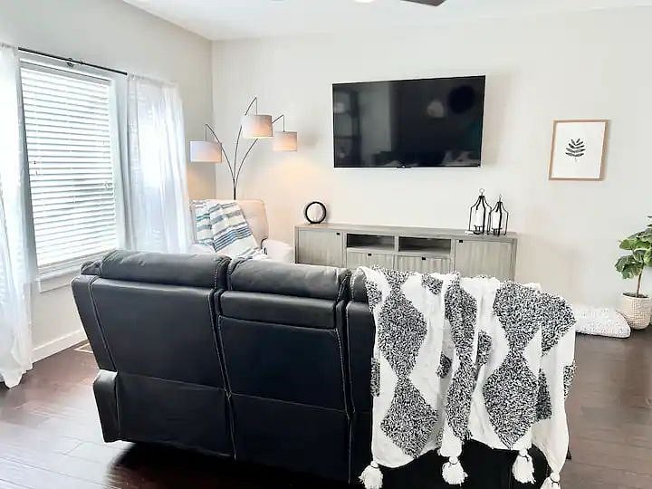 Furnished Finder property 462196_1 photo 22
