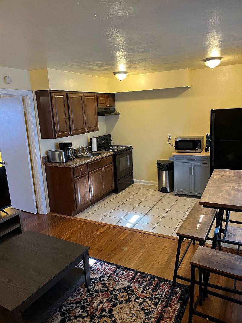 Apt 6