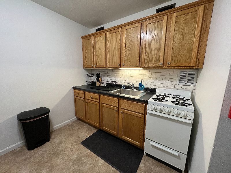 Furnished Finder property 462429_1 photo 8