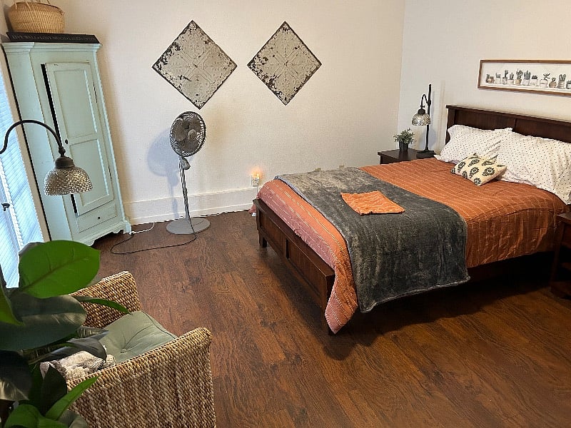 Bedroom with queen bed