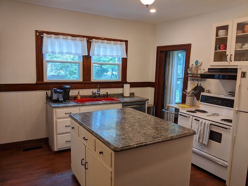 Furnished Finder property 462452_1 photo 3