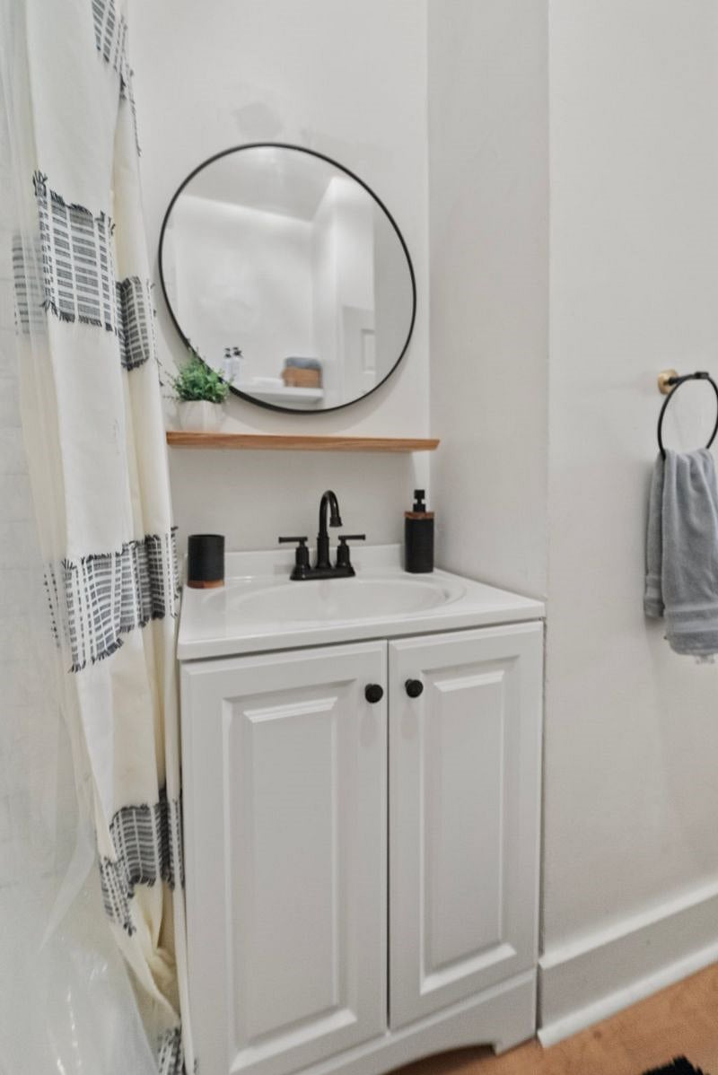 Unit 1 - Bathoom