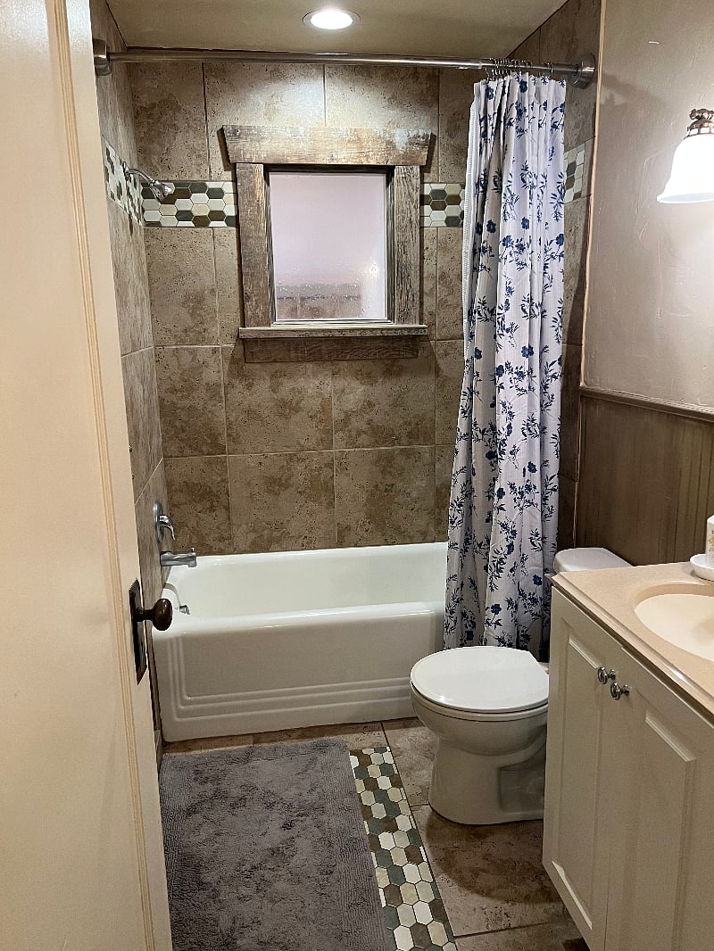 Main floor bathroom