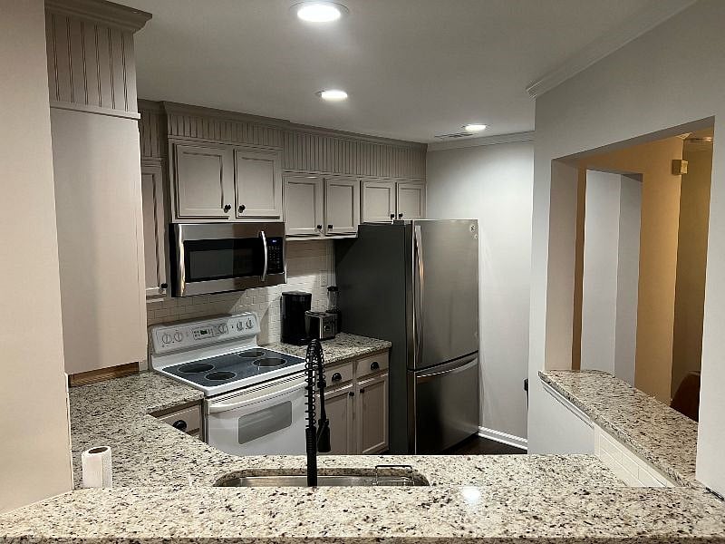 Furnished Finder property 462667_1 photo 3