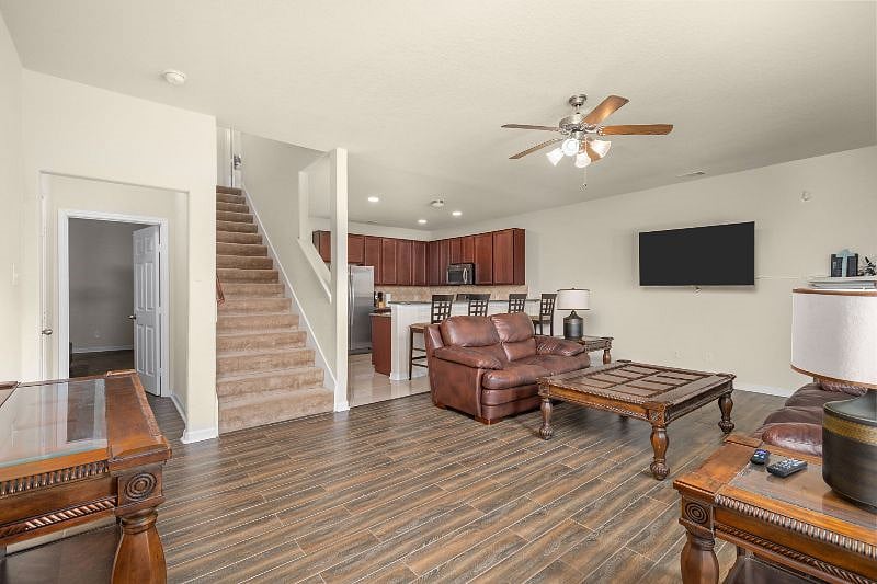 Furnished Finder property 462875_1 photo 3