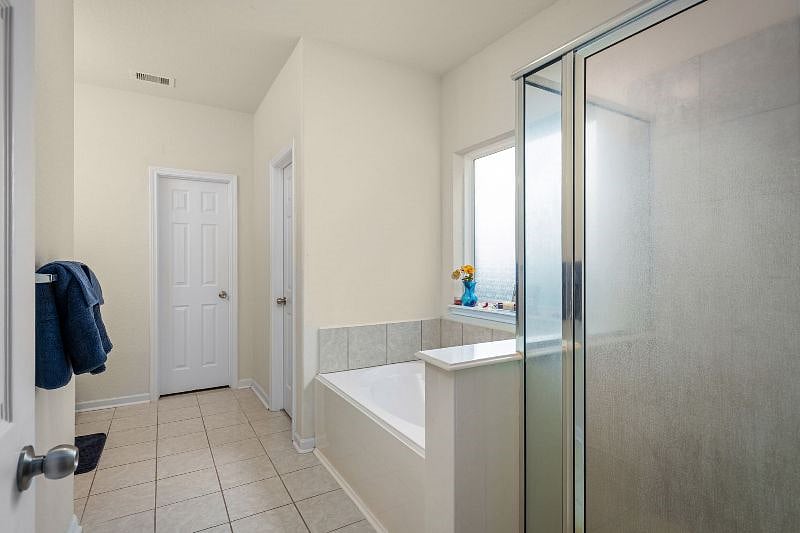 Furnished Finder property 462875_1 photo 9