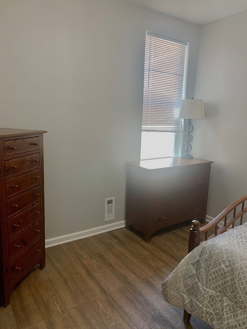 2nd Bedroom, Furniture