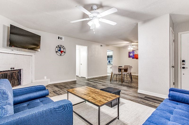 Awesome Accommodation for Families, Contract Workers, Couples, Friends & Vacationers!