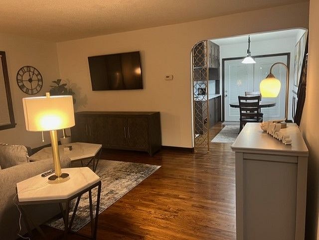 Furnished Finder property 463194_1 photo 6