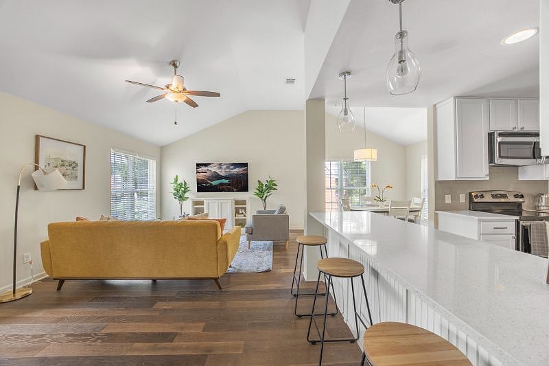 Furnished Finder property 463212_1 photo 13