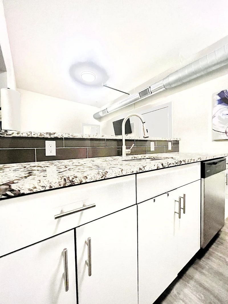 Furnished Finder property 463296_1 photo 3