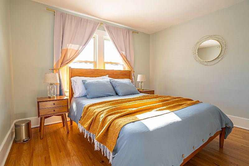 Secondary bedroom
