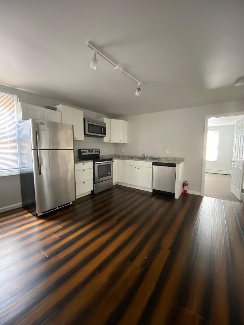 Furnished Finder property 463407_2 photo 9