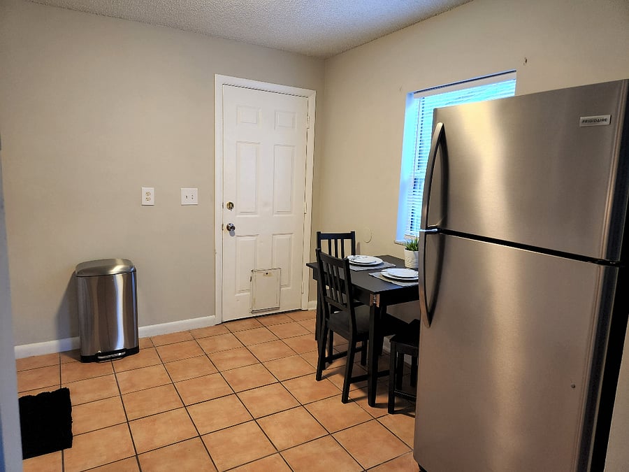 Furnished Finder property 463416_1 photo 7
