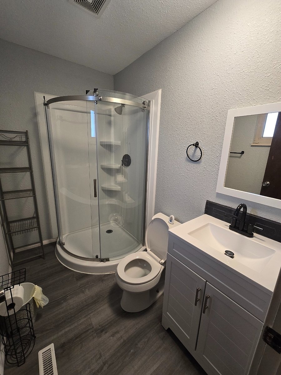 Furnished Finder property 463430_1 photo 2