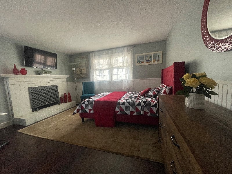 Bright, beautiful & cozy