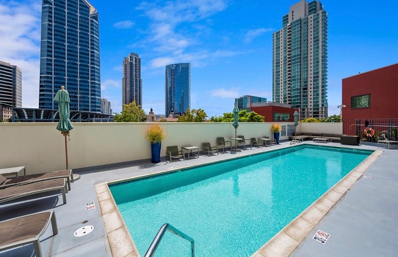 Furnished Finder property 463508_1 photo 17