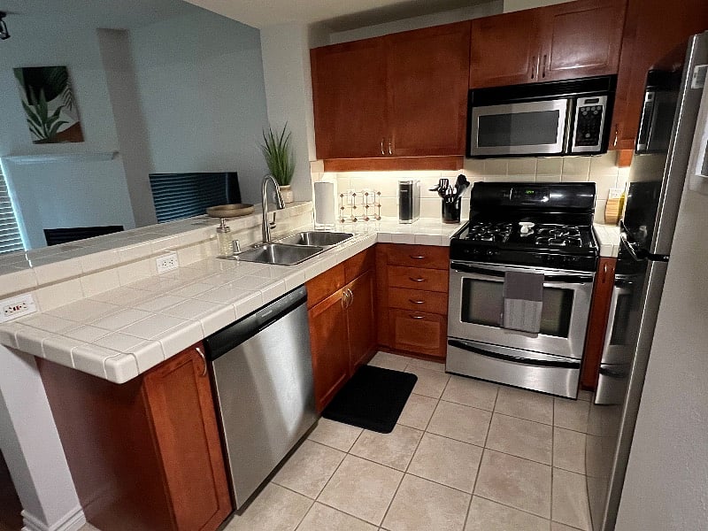 Furnished Finder property 463508_1 photo 3